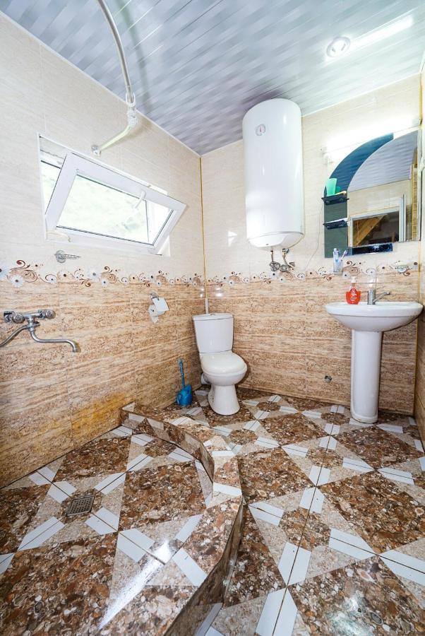 Bori'S Guesthouse Ushguli Eksteriør bilde