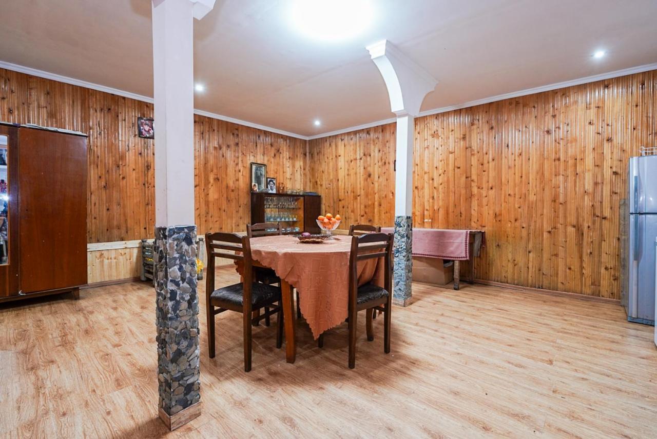 Bori'S Guesthouse Ushguli Eksteriør bilde