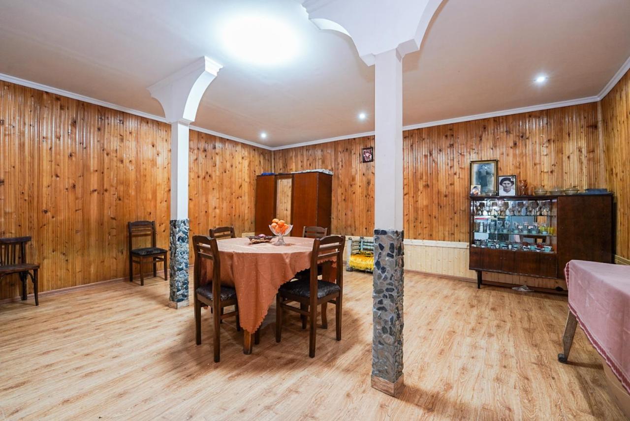 Bori'S Guesthouse Ushguli Eksteriør bilde